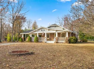 373 Free Pilgrim Church Rd, Thomasville, NC 27360