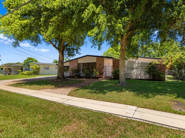 880 E ACRE Drive, Plantation, FL 33317