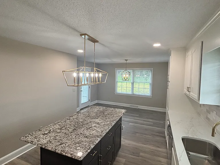 15 Deer Brook Ln — Photo 13