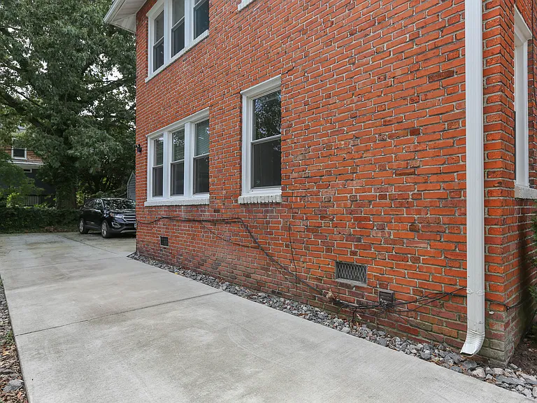 623 Virginia Ave — Photo 44