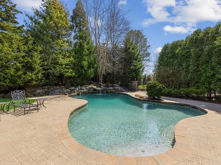 18 Cedar Dr — Photo 20