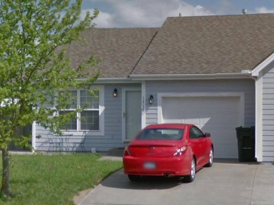 2nd image of 1717 SE 44th Ter