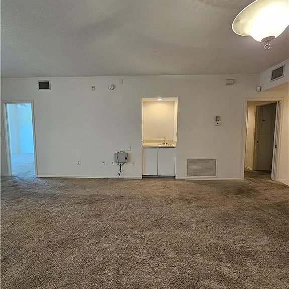 6025 Chardonnay Ln #102 — Photo 14