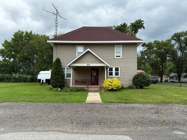 600 W Washington St, Watseka, IL 60970