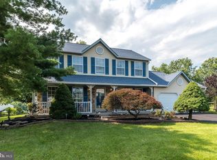 112 Stonycrest Dr, Perkasie, PA 18944