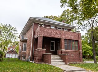 701 Gunderson Ave #1, Oak Park, IL 60304