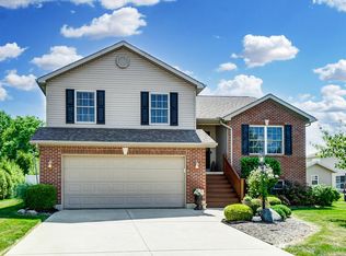 1089 Parkview Dr, Troy, OH 45373