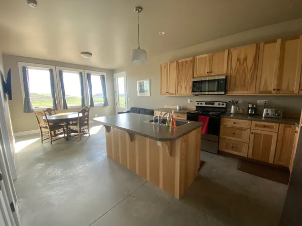 33566 County Road 33 #2, Oak Creek, CO 80467