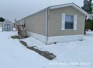 4320 Brimstone Rd, Fort Wayne, IN 46825