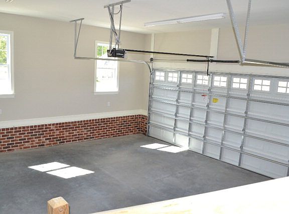4th image of 6273 Venice Ct