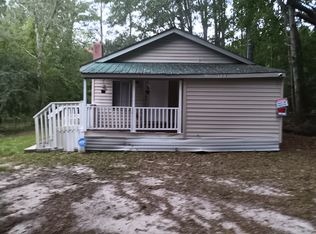 123 Lucille Rd, Ridgeville, SC 29472