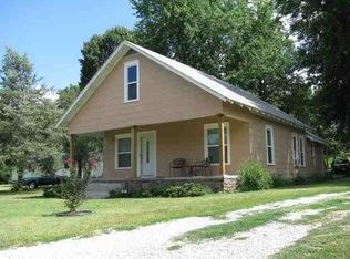 425 W Cale St, Monett, MO 65708