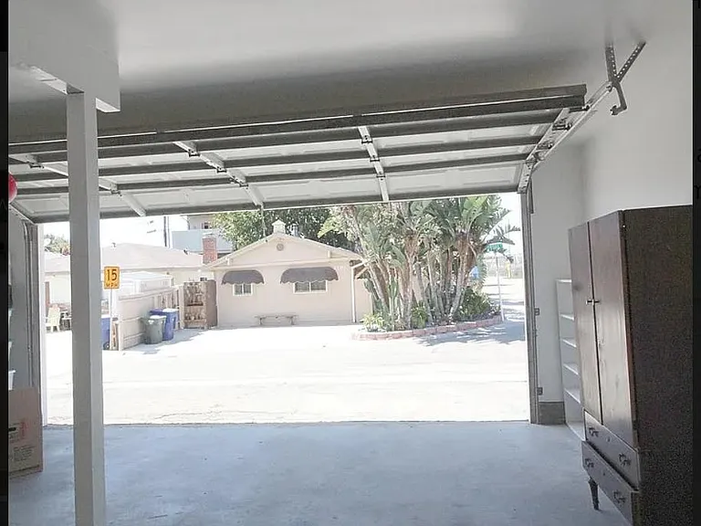 148 Ventura Ave — Photo 31