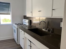 SEP-BUR APARTMENTS