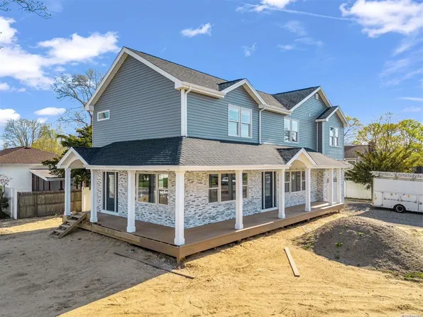 116 W 16th Street, Deer Park, NY 11729
