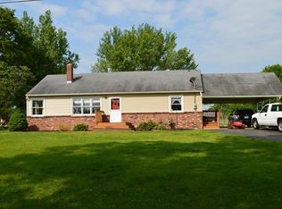 766 Golf Course Dr, Herculaneum, MO 63048