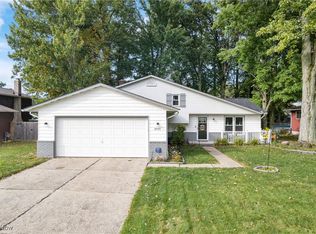 3991 Buckingham Dr, Brunswick, OH 44212