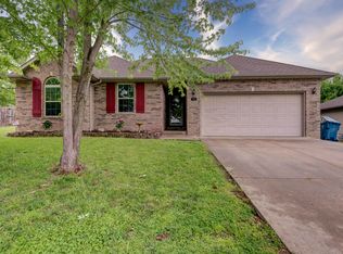 3155 S Leawood Ave, Springfield, MO 65807