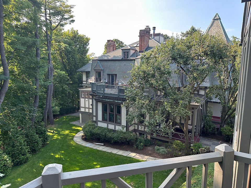 1st image of 16 Clinton Ave #B5