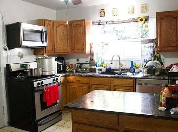 2nd image of 2206 S 5th PLACE
