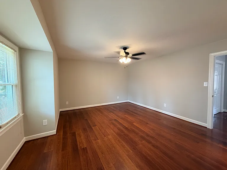 351 S Cherry St — Photo 26