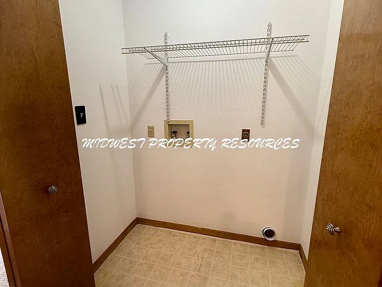 1100 NE Ball Dr — Photo 21
