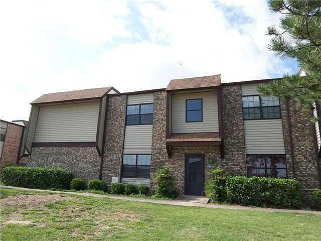 1st image of 401 12th Ave #251