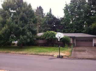 2854 Dahlia Ln, Eugene, OR 97404