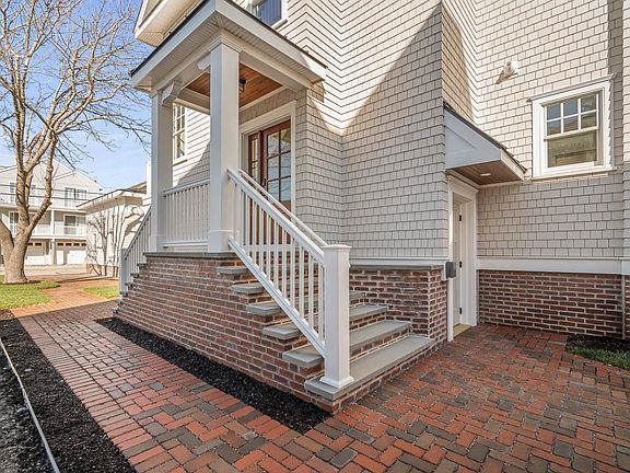 3rd image of 1216 Ocean Ave #B
