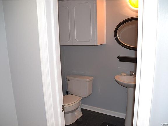 4th image of 3730 Fairfield Ave Unit D