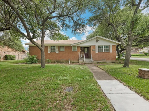 5700 Starling Cir, Haltom City, TX 76117