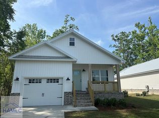 150 E 1st St, Midway, GA 31320