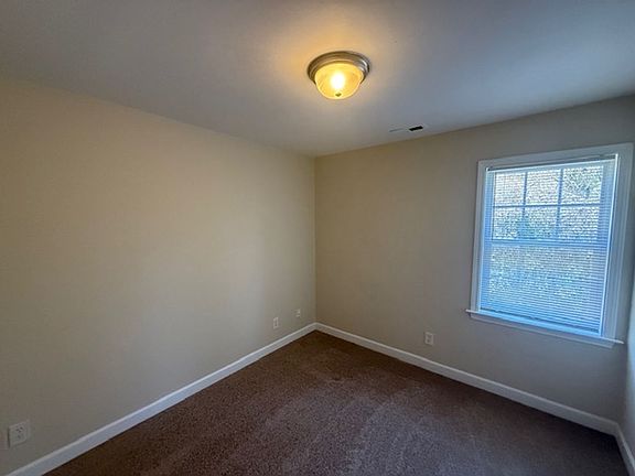 5th image of 715 E Joyner St #D