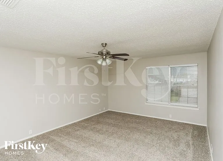 119 Amber Ridge Dr — Photo 8
