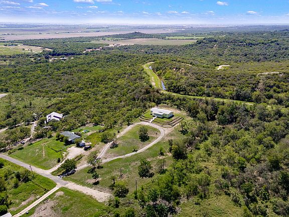 3rd image of 18410 County Road 5724