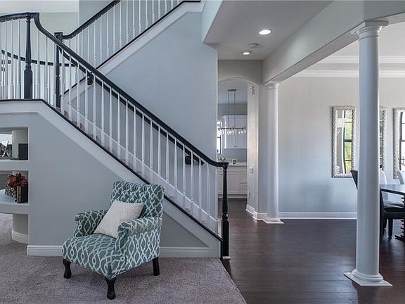 3rd image of 20544 Broadwater Dr