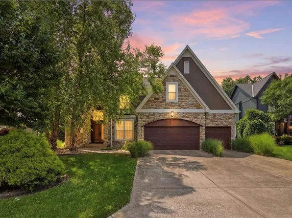 12914 Mackey St, Overland Park, KS 66213