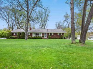 4836 Staten Dr, Jackson, MI 49201