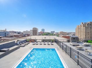 Flats on Fifth, Louisville, KY 40202