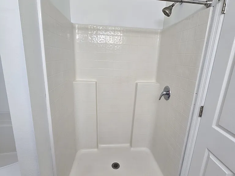 110 Pine Bluff Blvd W — Photo 37