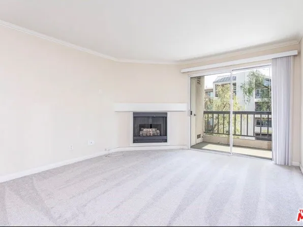 5530 Owensmouth Ave APT 219, Woodland Hills, CA 91367
