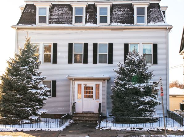 332 Main St #2-R