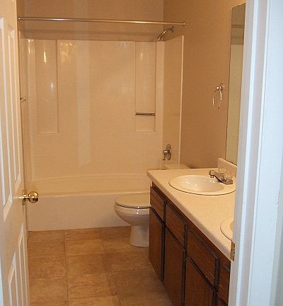 3rd image of 1450 Whispering Ct APT 1
