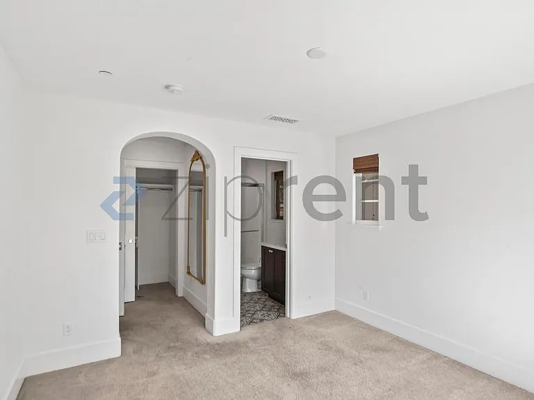 43144 Calle Sagrada — Photo 6