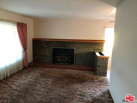 3rd image of 241 E Avenue J8