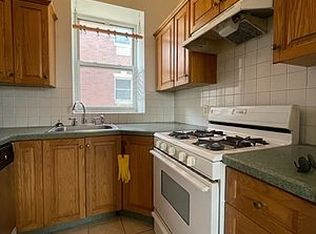 581 Prospect Ave #2R, Brooklyn, NY 11215