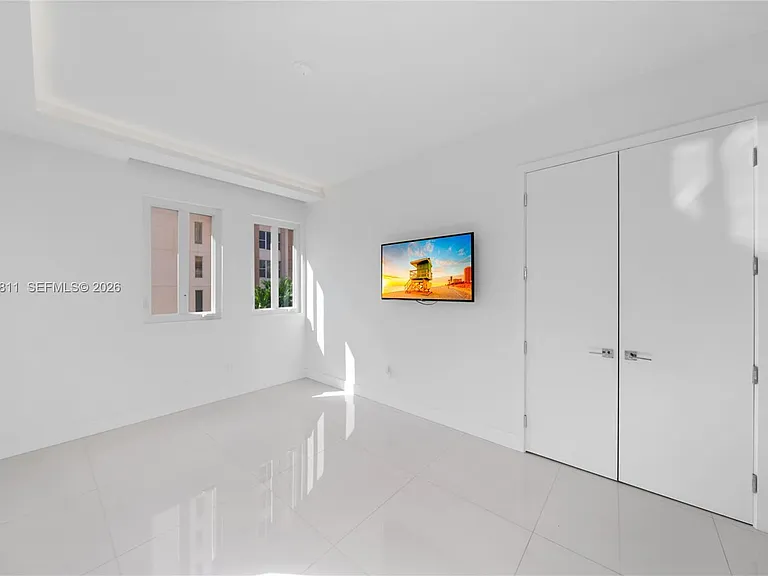 600 Coral Way #2 — Photo 37