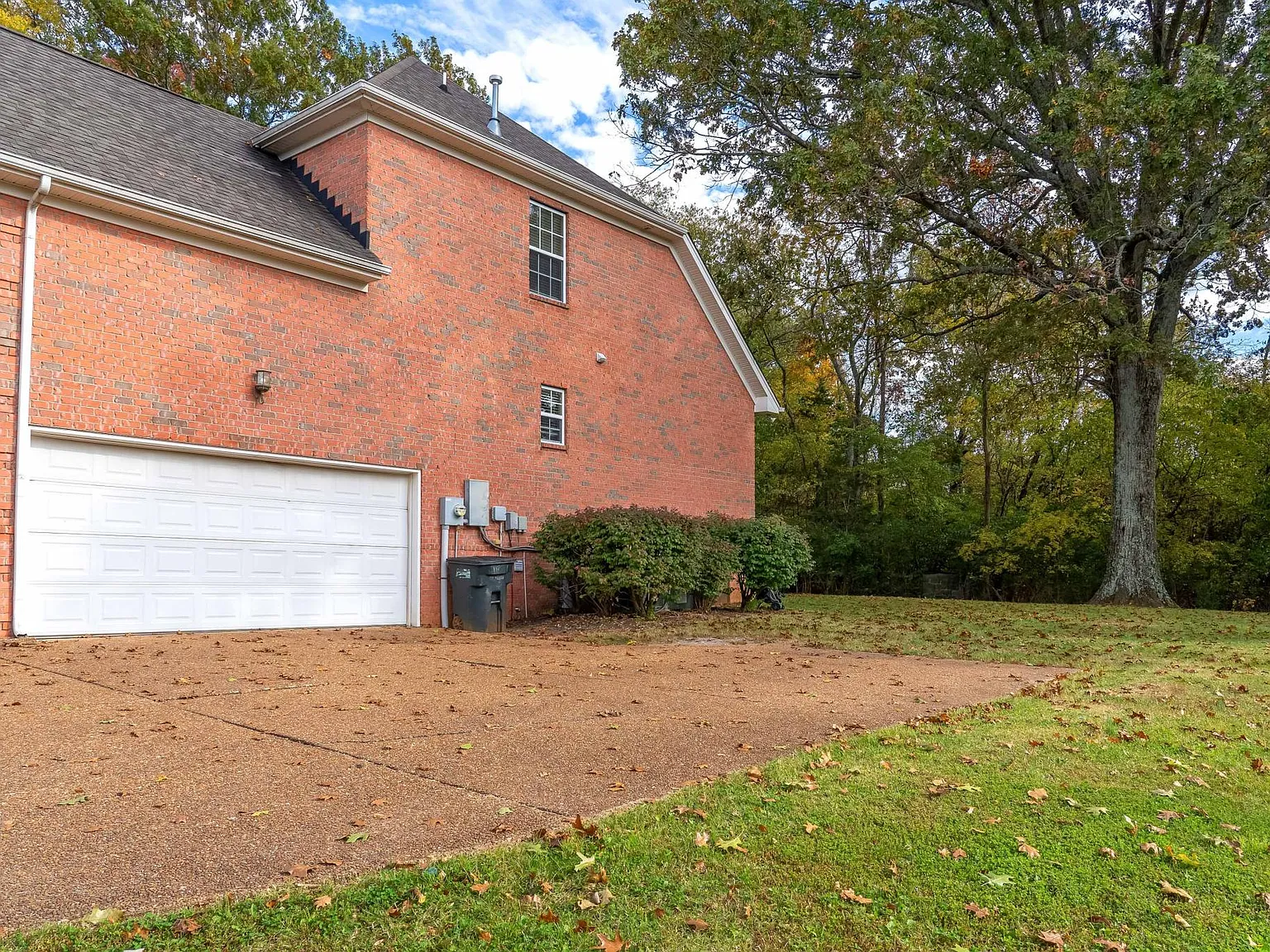 4 bed, 2793 sqft, $2,850 — Photo 4
