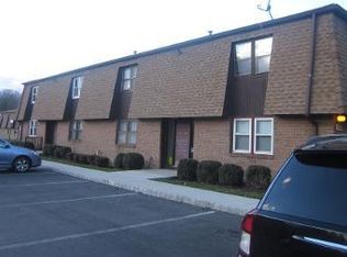 77 Village Grn, Bardonia, NY 10954