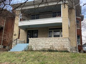 2027 Baringer Ave, Louisville, KY